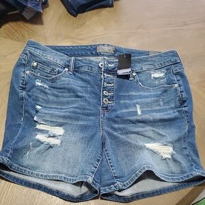 Torrid Distressed Denim Shorts Size 14